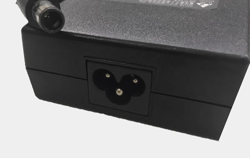 Delta ADP-180MB K 19.5V 9.23A  - огляд і ціна Laptop Charger
